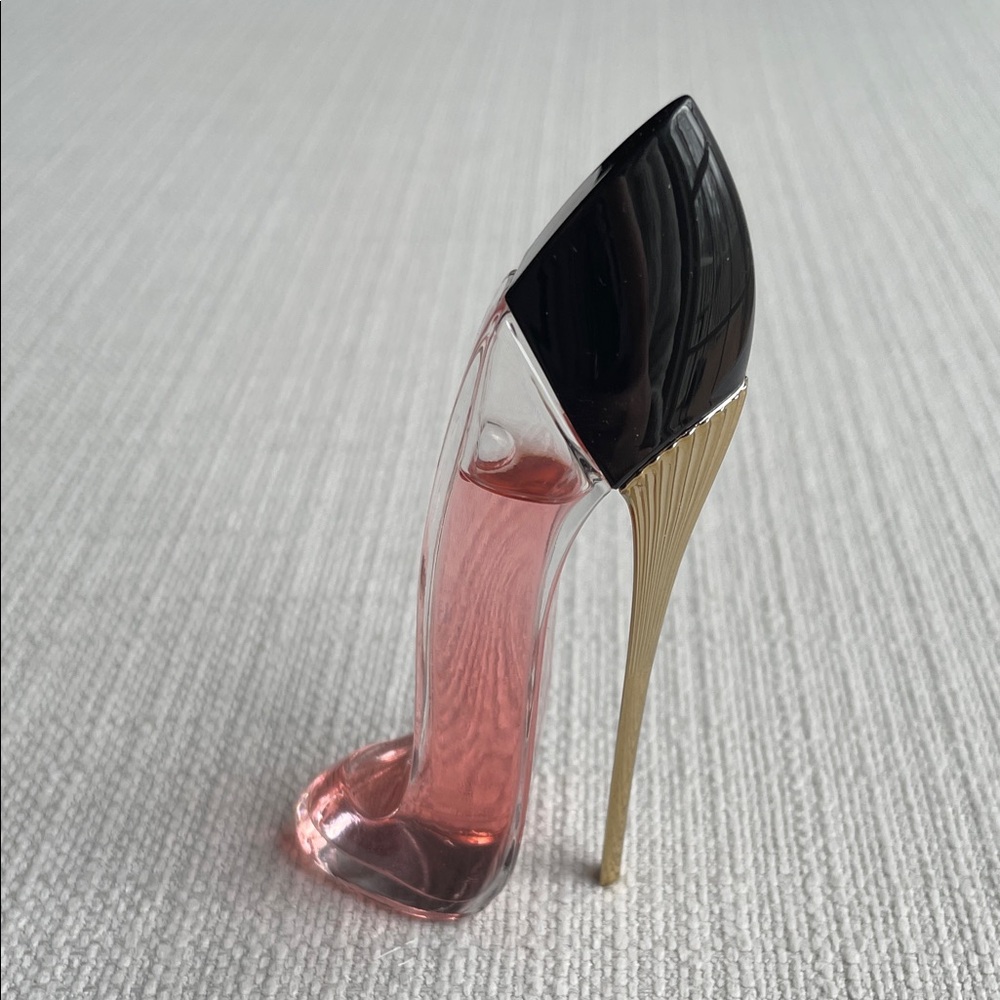 Carolina Herrera VERY good girl 7ml miniature - Picture 4 of 12